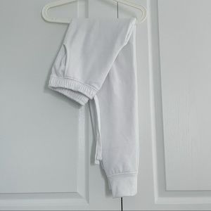 3/$29 🩵 Urban Planet white sweatpants